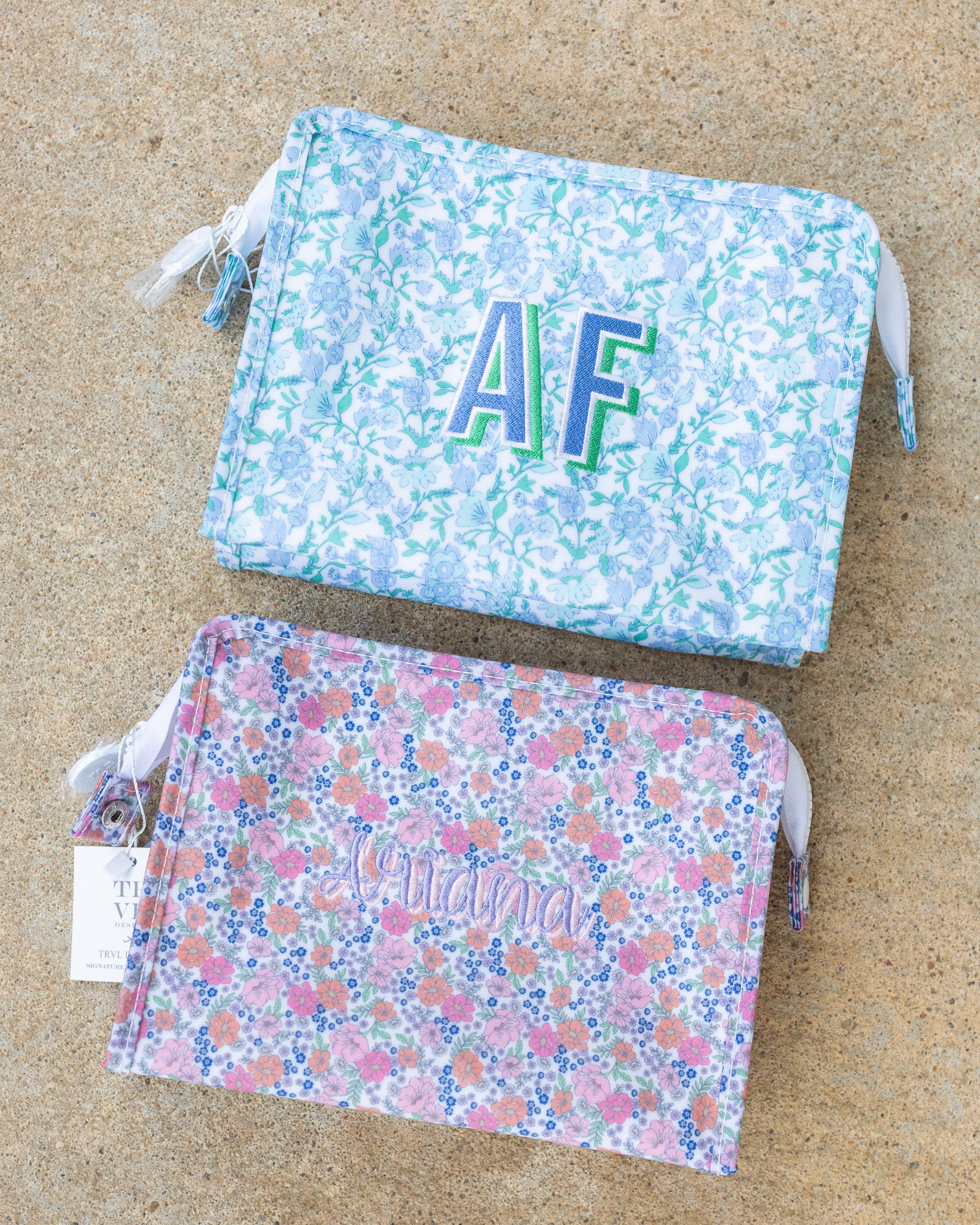 Ribbon Floral Blue TRVL Medium Roadie