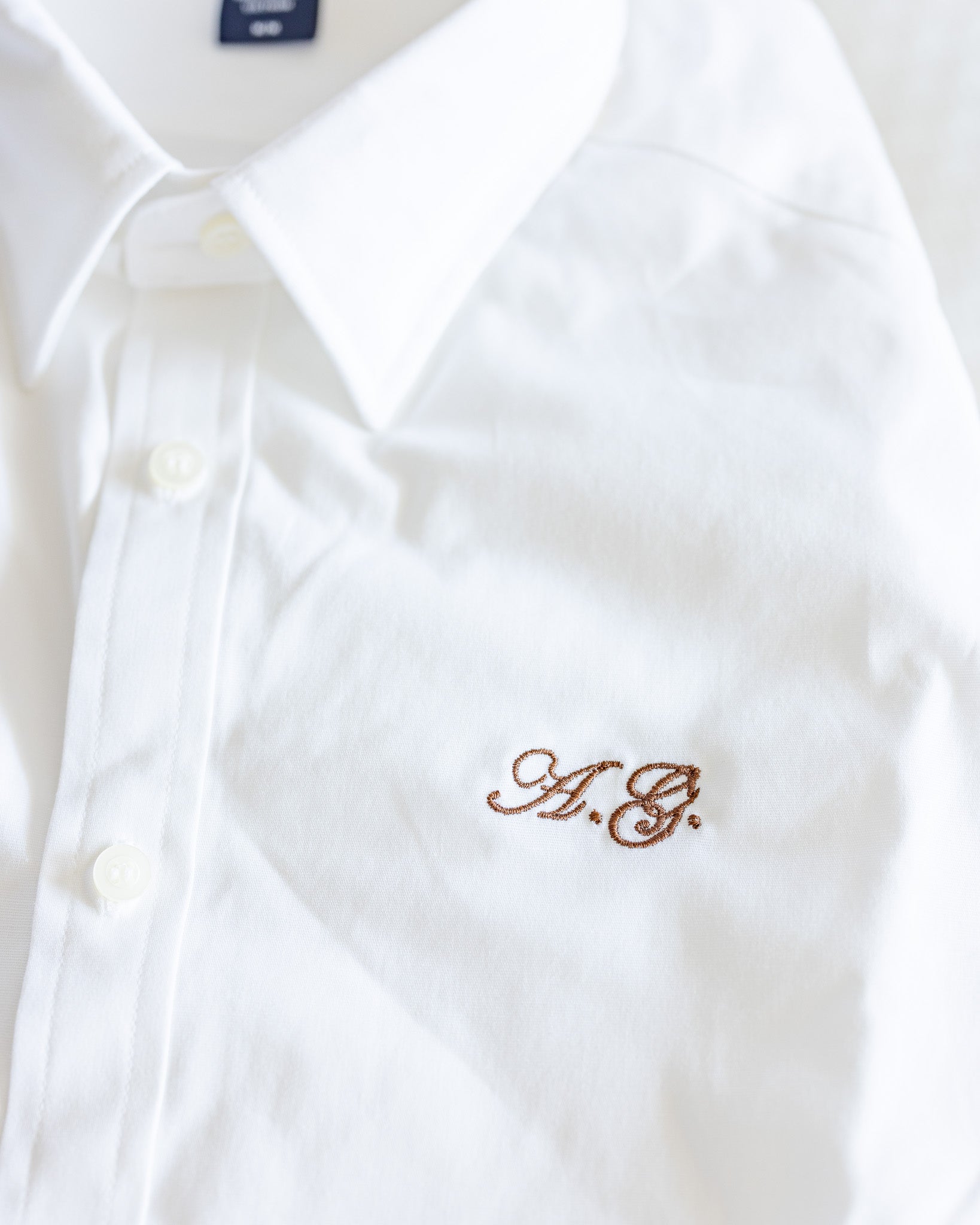 mens monogrammed dress shirts Women's White Button Down Shirt | Oversized “Husband” Shirt Size:34 (FR) _tab1_womens-size-chart Please note that the Nyx Black Knitted Maxi