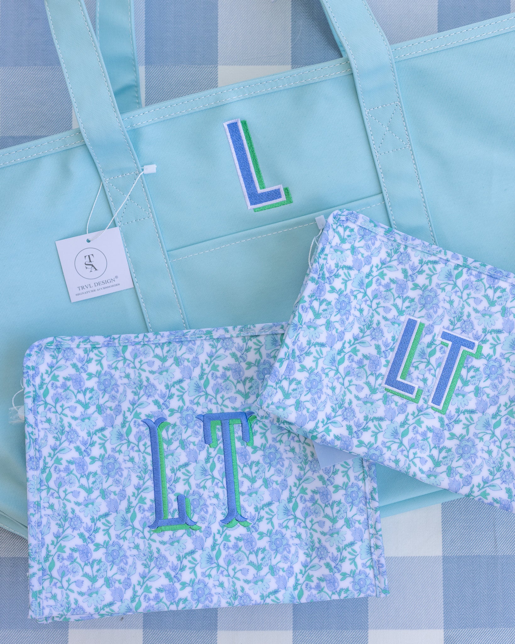 Hamptons Floral Personalized Small Roadie Pouch