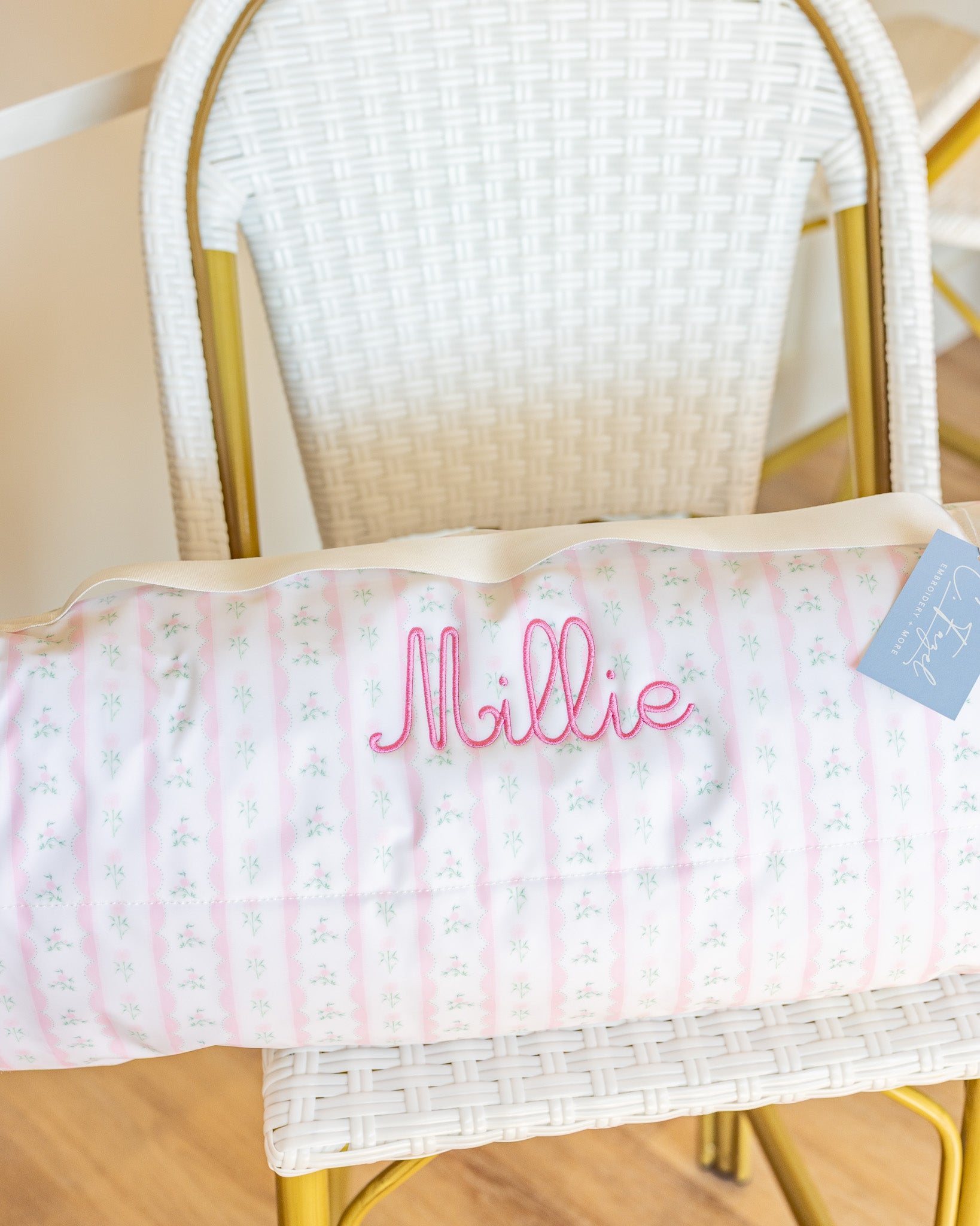 Ribbon Floral Pink TRVL Medium Roadie